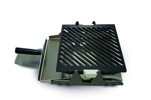 Low opening Panini Press with flat bottom plate